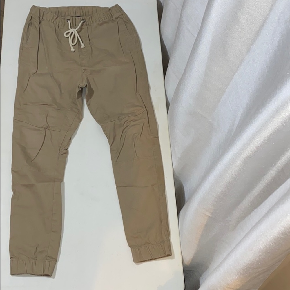 JOGGER PANTS